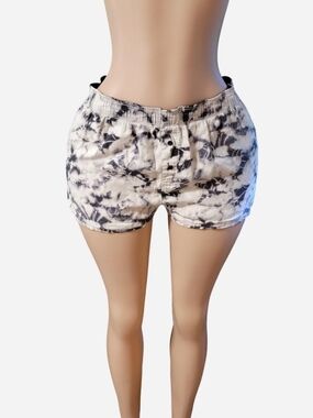 PINK Victoria's Secret Black & White Tie-Dye Bike Shorts